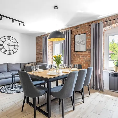 9-o Osobowy Sikorskiego 5 Invest Apartament *