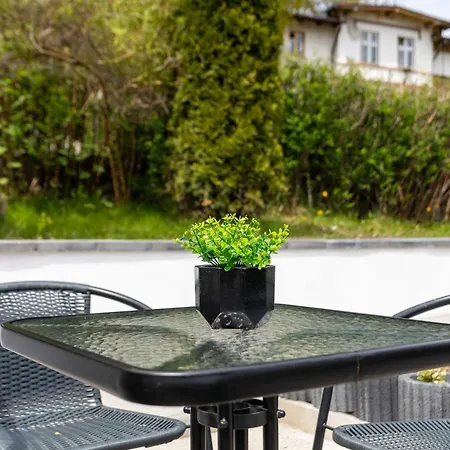 9-o Osobowy Sikorskiego 5 Invest Apartament *